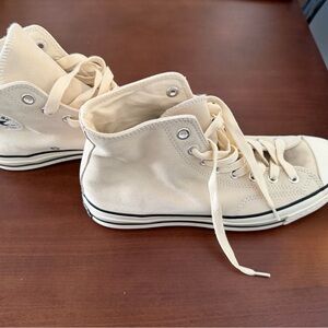 Never worn Cream High-Top Converse All Stars (Barneys New York Version)